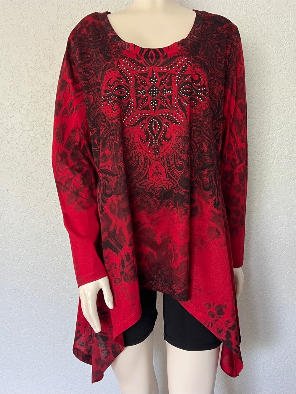 Goth Rhinestone Sharkbite Tunic Top Red Black Long Sleeve Closet Full Women’s Lg